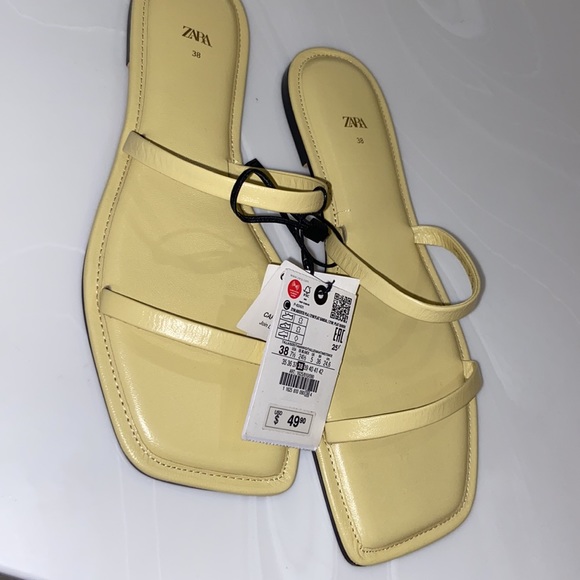 Square yellow Zara strap leather sandals woman - Picture 3 of 4